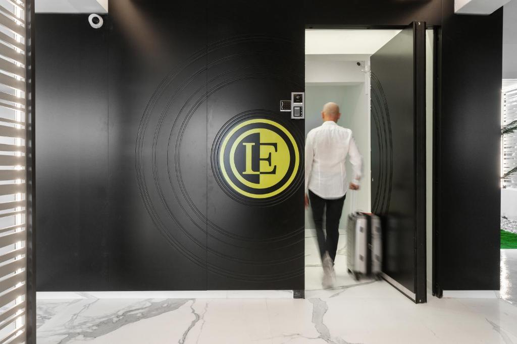 Hotel LUX and EASY Athens Downtown Apartments, Griechenland, Athen. Großes 35